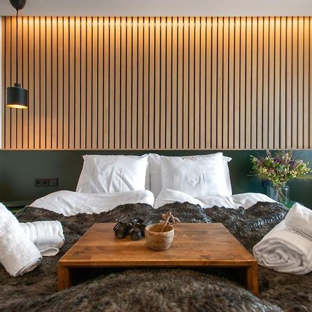 Haltia Lake Lodge Nature Boutique Hotel & Glamping Espoo Exterior photo