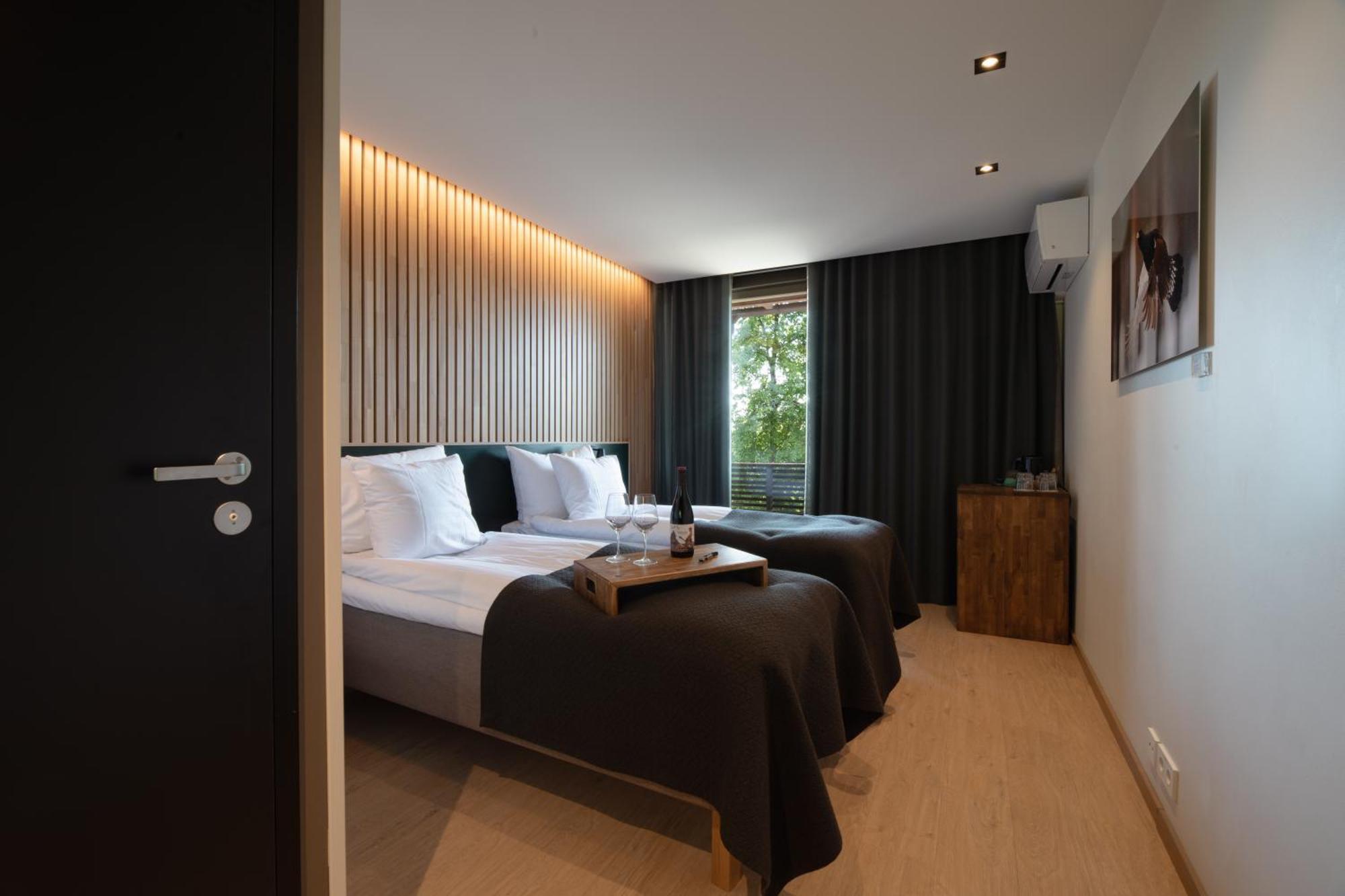 Haltia Lake Lodge Nature Boutique Hotel & Glamping Espoo Exterior photo