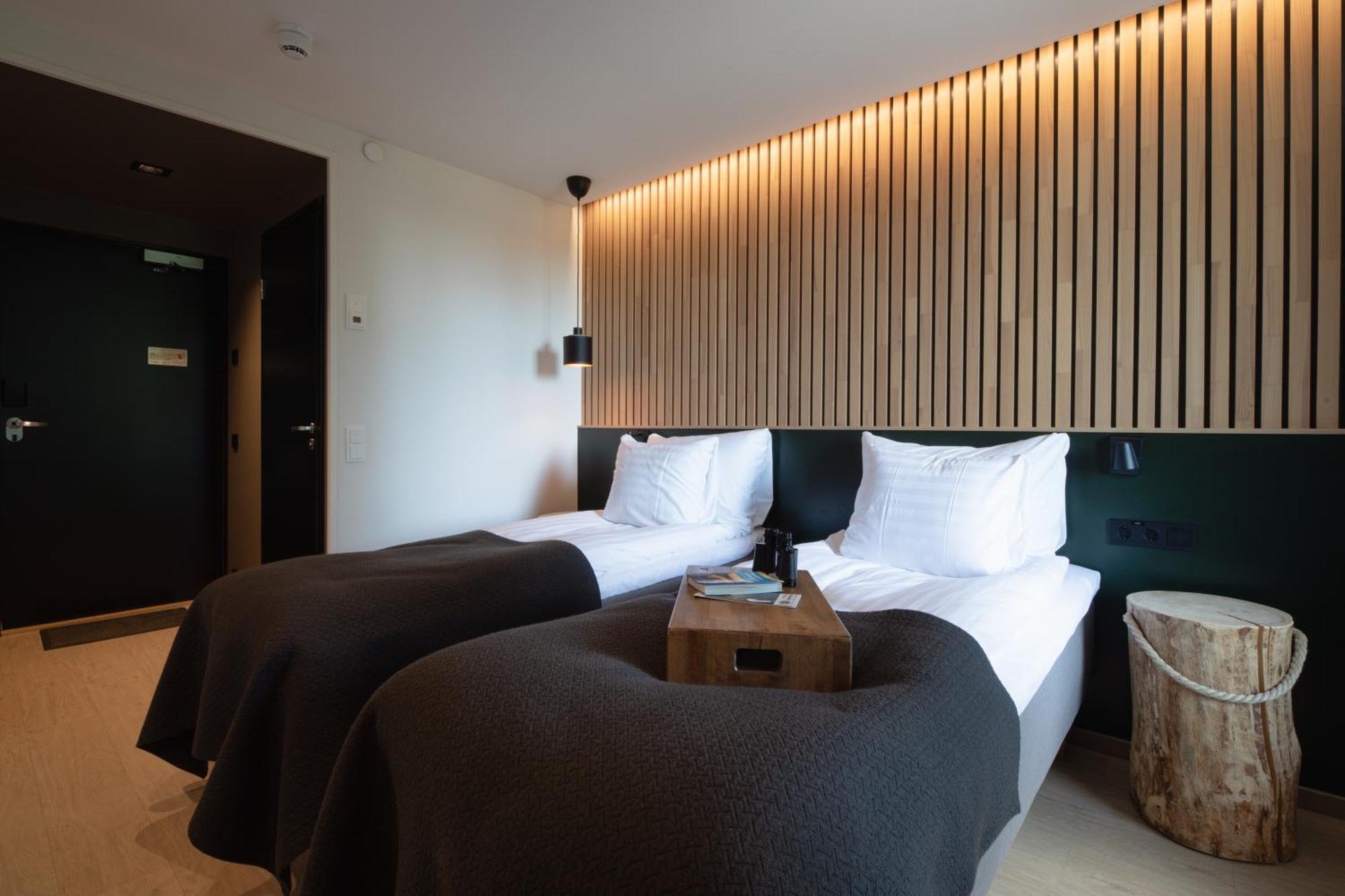 Haltia Lake Lodge Nature Boutique Hotel & Glamping Espoo Exterior photo